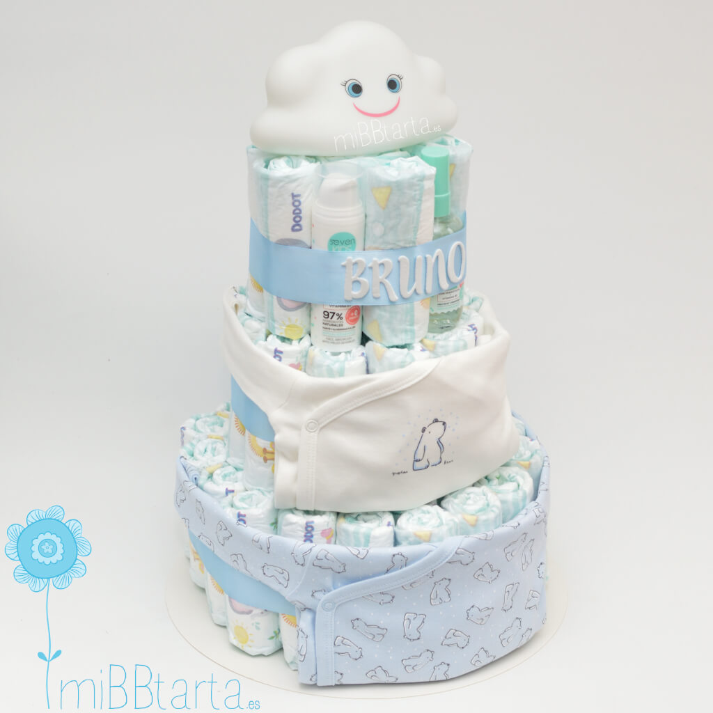 tarta de pañales con regalos