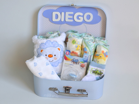 Canastillas personalizadas y orginales con pañales para bebés