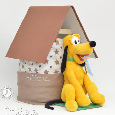 tarta de pañales casa de Pluto