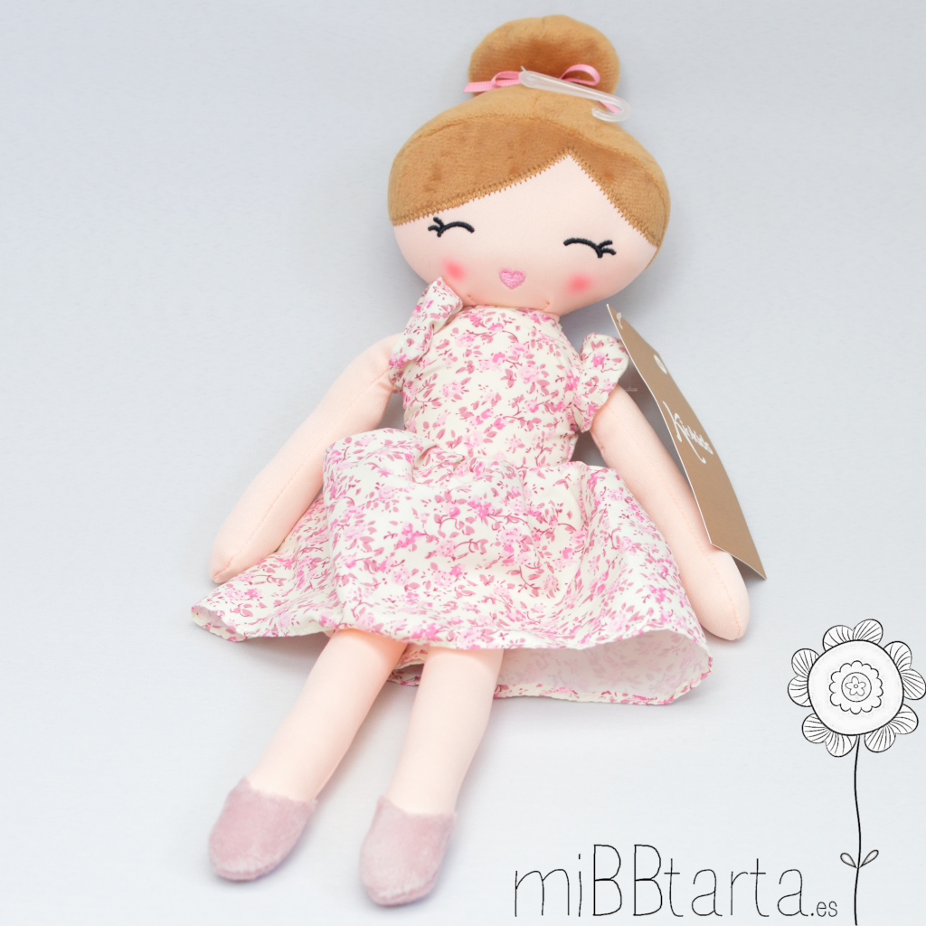 Peluche muñequita con moño